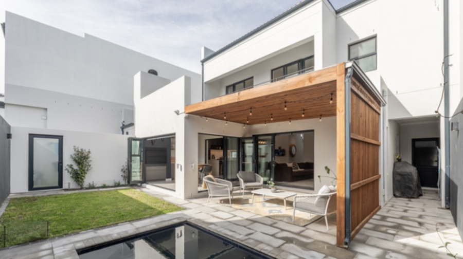 5 Bedroom Property for Sale in Sandown Western Cape